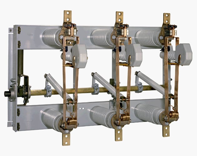 reliable switch for three-pole and single-pole indoor distribution direct-coupled, chain-coupled, or pipe-coupled handle interphase barriers side barriers Alduti Rupter Switches - Indoor Distribution, three pole, single-pole, indoor distribution, chain coupled, pipe coupled handle, interphase barriers, side barriers